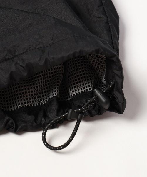 Jieda（ジエダ）の「NYLON STAND ZIP SHIRT（ブルゾン・メンズ・グレー/ブラック/グリーン・1/2）」の10枚目の写真