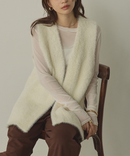 hunch（ハンチ）の「【WEB限定/別注】シャギーニット ベスト（ベスト・レディース・ダークグレー/モカ/オフホワイト・FREE）」の2枚目の写真