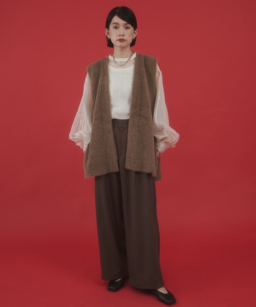 hunch（ハンチ）の「【WEB限定/別注】シャギーニット ベスト（ベスト・レディース・ダークグレー/モカ/オフホワイト・FREE）」の10枚目の写真