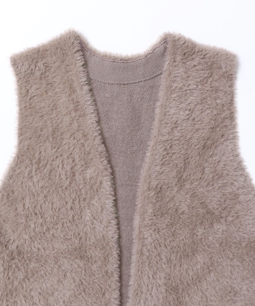 hunch（ハンチ）の「【WEB限定/別注】シャギーニット ベスト（ベスト・レディース・ダークグレー/モカ/オフホワイト・FREE）」の13枚目の写真