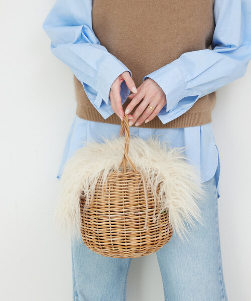 SLOBE IENA(スローブイエナ)の「BAGMATI/バグマティ ファーカゴバッグ BBK24-SS28-FUR(かごバッグ・レディース・アイボリー・FREE)」の5枚目の写真