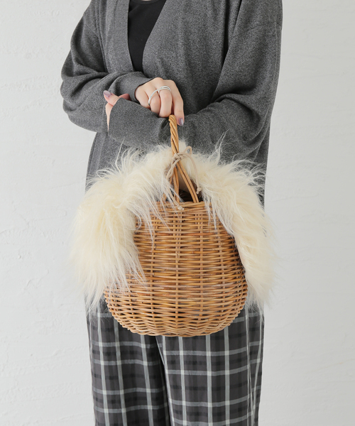 SLOBE IENA(スローブイエナ)の「BAGMATI/バグマティ ファーカゴバッグ BBK24-SS28-FUR(かごバッグ・レディース・アイボリー・FREE)」の18枚目の写真