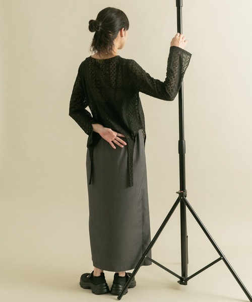 KBF（ケイビーエフ）の「フロントホックレースプルオーバー（Tシャツ/カットソー・レディース・ブラック/アイボリー・ONE）」の8枚目の写真