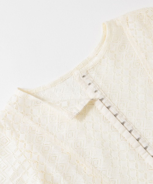 KBF（ケイビーエフ）の「フロントホックレースプルオーバー（Tシャツ/カットソー・レディース・ブラック/アイボリー・ONE）」の18枚目の写真