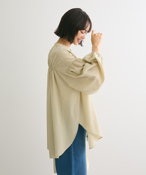 Green Parks(グリーンパークス)の「シャーリングボリュームチュニック(チュニック・レディース・アイボリー/オリーブ/チャコールグレー・FREE)」の16枚目の写真