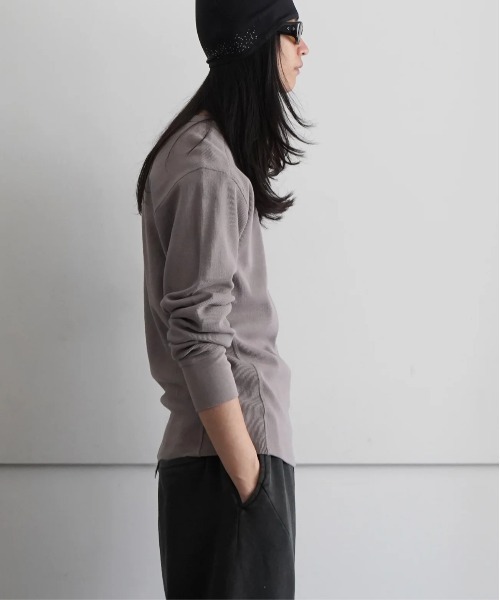 entire studios（エンタイアスタジオ）の「ENTIRE STUDIOS THERMAL LONG SLEEVE（Tシャツ/カットソー・メンズ・グレー/ライトグレー・X-SMALL/SMALL）」の5枚目の写真