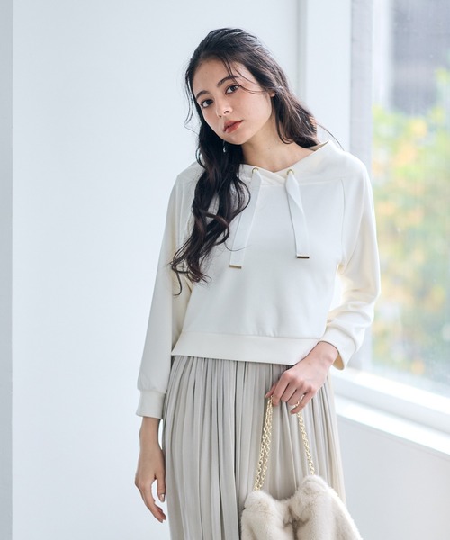 12Twelve Agenda(トゥエルブ アジェンダ)の「フード風サイドスリット9分袖カットソープルオーバー(Tシャツ/カットソー・レディース・ライトグレー/オフホワイト/チャコールグレー/ミント・M)」の8枚目の写真