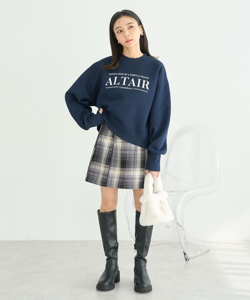 earth music&ecology（アースミュージックアンドエコロジー）の「アソートロゴショートスウェット（スウェット・レディース・チャコールグレー/ピンクベージュ/オートミール/ネイビー・FREE）」の14枚目の写真