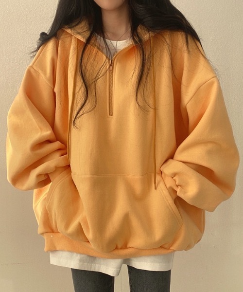 Teem Store(チームストア)の「ハーフジップBIGシルエットパーカー(裏起毛)(スウェット・レディース・イエロー/ブラウン/グレー/アイボリー・L/M)」の5枚目の写真