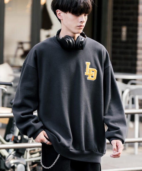 オーバーサイズ裏起毛サガラ刺繍スウェットトレーナー（スウェット