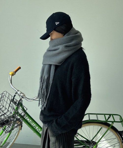 UNDERSTATEMENTs（アンダーステイトメント）の「【ユニセックス】クルーネックシャギーニット（ニット/セーター・メンズ・ホワイト/ブラック・LARGE/MEDIUM）」の18枚目の写真