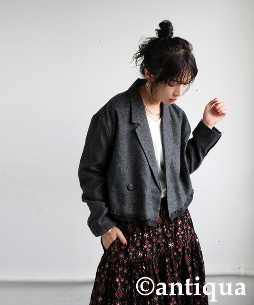antiqua(アンティカ)の「ショート丈ジャケット(テーラードジャケット・レディース・ダークブラウン/グレー・ONESIZE)」の7枚目の写真