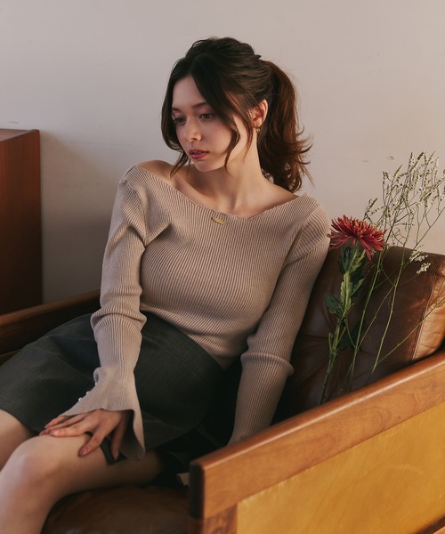 fupel(フぺル)の「plated back open rib knit / プレート付きバックオープンリブニット(ニット/セーター・レディース・ナチュラル/ダークブラウン・FREE)」の3枚目の写真