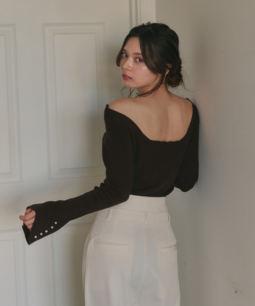 fupel(フぺル)の「plated back open rib knit / プレート付きバックオープンリブニット(ニット/セーター・レディース・ナチュラル/ダークブラウン・FREE)」の13枚目の写真
