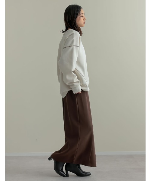 Re:EDIT（リエディ）の「無地or配色ステッチ裏起毛スウェットプルオーバー（スウェット・レディース・ブラック系その他/グレー/ブラック/アイボリー/グレー系その他/ホワイト系その他・LARGE/MEDIUM）」の11枚目の写真