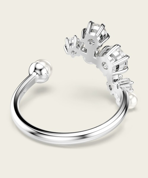 Swarovski クリスタルリング Amazon.com: Swarovski Volta Ring, Bow-Inspired Cocktail Ring