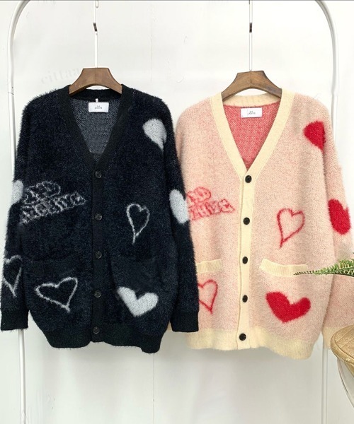 韓国ファッション 2ND ARCHIVEハートデザインシャギーニットVネックカーディガン（カーディガン/ボレロ）｜Dalfwin（ダールフィン）