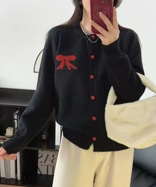 paravion（パラビオン）の「リボンニットカーディガン（ニット/セーター・レディース・レッド/グレー/ブラック・FREE）」の2枚目の写真