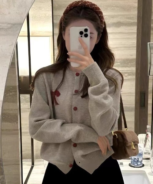 paravion（パラビオン）の「リボンニットカーディガン（ニット/セーター・レディース・レッド/グレー/ブラック・FREE）」の11枚目の写真