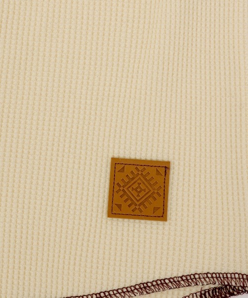 チチカカ(チチカカ)の「配色ステッチサーマルロングTシャツ(Tシャツ/カットソー・レディース・アイボリー/ネイビー/チャコールグレー・FREE)」の16枚目の写真