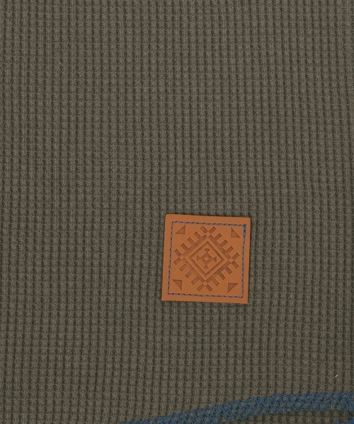 チチカカ(チチカカ)の「配色ステッチサーマルロングTシャツ(Tシャツ/カットソー・レディース・アイボリー/ネイビー/チャコールグレー・FREE)」の15枚目の写真