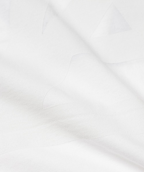 ANREALAGE(アンリアレイジ)の「A&Z LOGO LONG SLEEVE TEE(Tシャツ/カットソー・レディース・ブラック/ホワイト・46/48/38)」の6枚目の写真