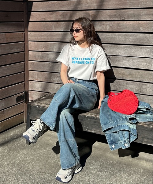 PILIT（ピリット）の「オーバーダイデニムワイドパンツ（デニムパンツ・レディース・サックスブルー/ブルー・MEDIUM）」の22枚目の写真