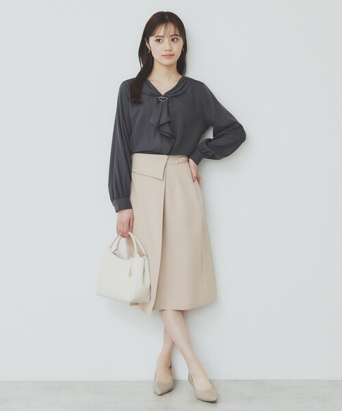 index（インデックス）の「Aラインラップスカート【洗濯機洗い可/イージーアイロン/防シワ】（スカート・レディース・チャコールグレー/ライトグレー/ライトベージュ・42/36/38/40）」の9枚目の写真