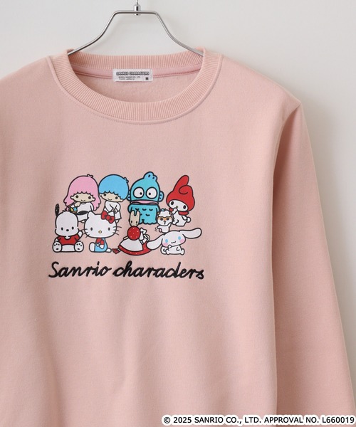 sanrio(サンリオ)の「サンリオキャラクターズ裏起毛トレーナー(スウェット・メンズ・ネイビー/グリーン/レッド/オフホワイト/チャコール/ホワイト系その他/ブルー/杢グレー/ピンクベージュ/オートミール/ラベンダー/ブラック/ブラック系/ブラック系1/ブラック系2/ブラック系3/アイボリー系/アイボリー系1/ネイビー系/ネイビー系2/ネイビー系3/グレー系・LL/M/L)」の21枚目の写真