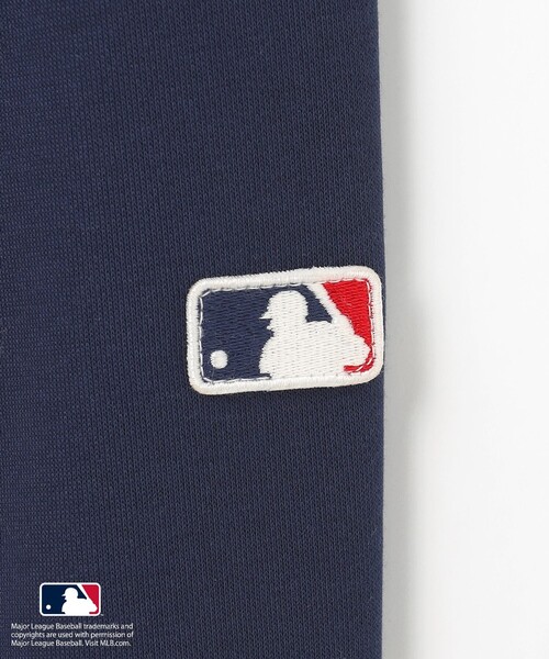 ANY(エニィ)の「MLB/メジャーリーグベースボール クルーネックスウェット(Tシャツ/カットソー・レディース・ライトグレー系/ホワイト系/ネイビー系・4)」の21枚目の写真
