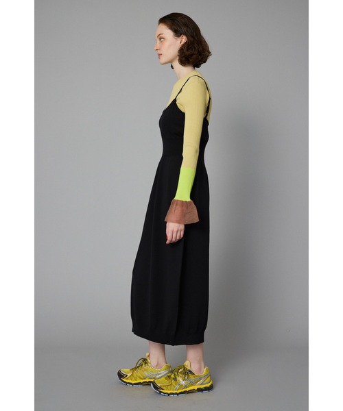 HeRIN.CYE(ヘリンドットサイ)の「Waist shape knit dress ウエストシェイプニットドレス(ワンピース・レディース・レッド/ブラック/オフホワイト・FREE)」の5枚目の写真