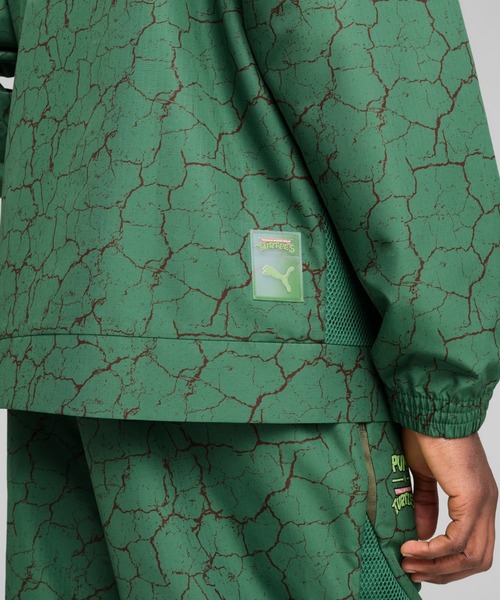 PUMA（プーマ）の「PUMA HOOPS x TMNT Relaxed Track Jacket（プーマ フープス x ティーンエイジ・ミュータント・ニンジャ・タートルズ リラックス トラックジャケット）（ジャージ・メンズ・グリーン系/ブラック系・MEDIUM/LARGE/X-LARGE）」の3枚目の写真