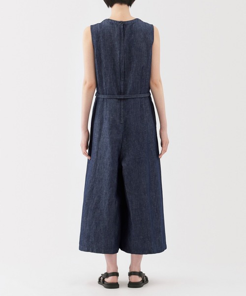 無印良品(ムジルシリョウヒン)の「婦人 ヘンプ混 デニム ジャンプスーツ(つなぎ/オールインワン・レディース・ネイビー・XL/L/M/S)」の4枚目の写真