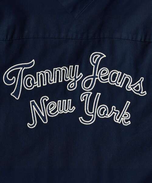 tommy jeans（トミー ジーンズ）の「キャンプカラーショートスリーブ