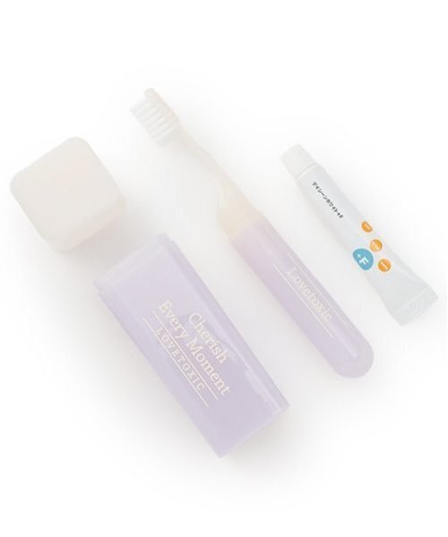 LOVETOXIC（ラブトキシック）の「スクエアハブラシセット（オーラルケア/歯磨きグッズ・キッズ・ラベンダー/サックスブルー・F）」の2枚目の写真