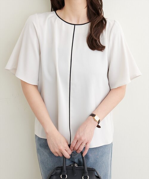 natural couture(ナチュラルクチュール)の「バイカラーフレア袖ブラウス(シャツ/ブラウス・レディース・ピンクベージュ/オフホワイト/チャコールグレー/ミント/ネイビー・FREE)」の15枚目の写真