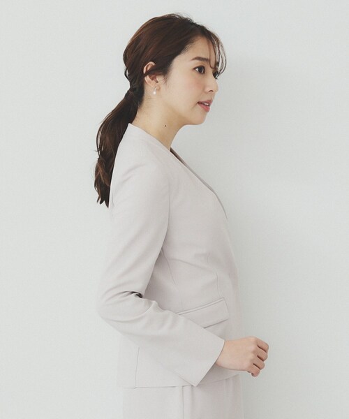 index（インデックス）の「ストレッチノーカラージャケット/セットアップ対応可【洗える/イージーアイロン/抗ピル】（ノーカラージャケット・レディース・グレー/ナチュラル/ネイビー・34/36/38/40/42）」の14枚目の写真