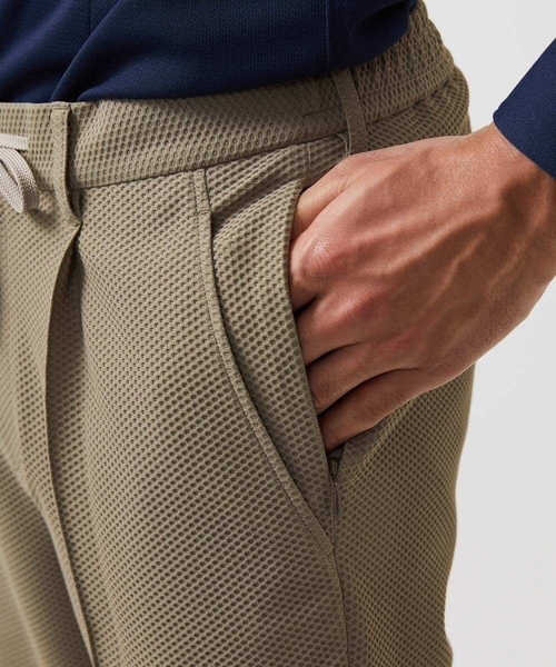 MICHEL KLEIN HOMME (ミッシェルクランオム)の「ワンタックイージースラックスパンツ セットアップ(スラックス・メンズ・ブラック/ベージュ/グレー・MEDIUM/LARGE/X-LARGE)」の20枚目の写真
