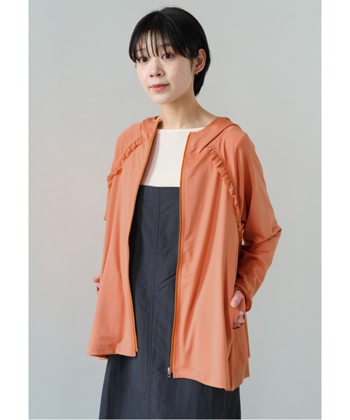 IEDIT(イディット)の「IEDIT フェミニンデザインの華やかUVカットパーカー(パーカー・レディース・グレー/オレンジ系その他・M/L/LL/3L/4L/S)」の3枚目の写真