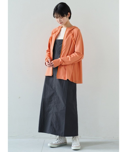 IEDIT(イディット)の「IEDIT フェミニンデザインの華やかUVカットパーカー(パーカー・レディース・グレー/オレンジ系その他・M/L/LL/3L/4L/S)」の4枚目の写真