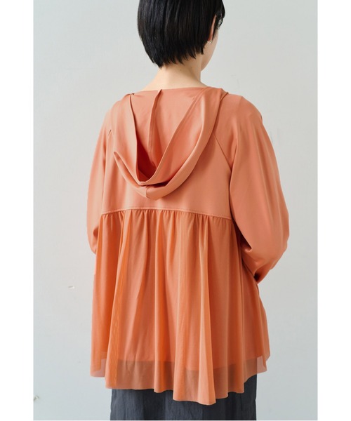 IEDIT(イディット)の「IEDIT フェミニンデザインの華やかUVカットパーカー(パーカー・レディース・グレー/オレンジ系その他・M/L/LL/3L/4L/S)」の7枚目の写真