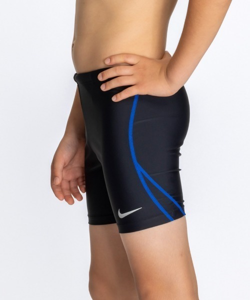 NIKE（ナイキ）の「【NIKE】ナイキ SS25 ボーイズミドルスパッツ（水着・キッズ・ブラック/ブラウン/レッド/ブルー・120cm/130cm/140cm/150cm/160cm）」の7枚目の写真