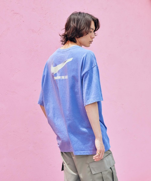 NIKE（ナイキ）の「ナイキ スポーツウェア ウィメンズ オーバーサイズド ショートスリーブ Tシャツ / Nike Sportswear Women's Oversized Short-Sleeve T-Shirt HF9692-527 Dusty Amethyst（Tシャツ/カットソー・レディース・パープル系その他2・2XL/XL/S/L/XS/M）」の20枚目の写真