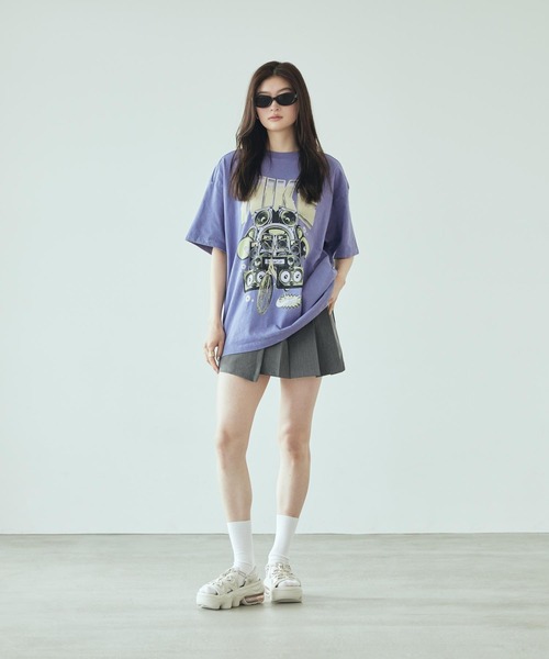 NIKE（ナイキ）の「ナイキ スポーツウェア ウィメンズ オーバーサイズド ショートスリーブ Tシャツ / Nike Sportswear Women's Oversized Short-Sleeve T-Shirt HF9692-527 Dusty Amethyst（Tシャツ/カットソー・レディース・パープル系その他2・2XL/XL/S/L/XS/M）」の5枚目の写真