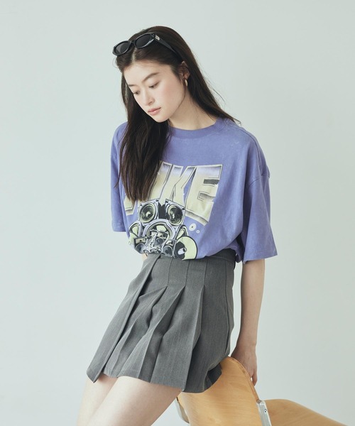 NIKE（ナイキ）の「ナイキ スポーツウェア ウィメンズ オーバーサイズド ショートスリーブ Tシャツ / Nike Sportswear Women's Oversized Short-Sleeve T-Shirt HF9692-527 Dusty Amethyst（Tシャツ/カットソー・レディース・パープル系その他2・2XL/XL/S/L/XS/M）」の3枚目の写真