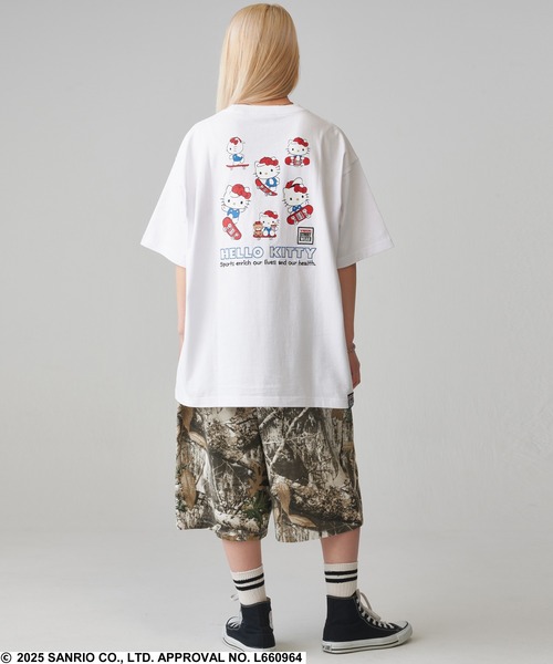 VISION STREET WEAR（ヴィジョンストリートウェア）の「VISION STREET WEAR×Sanrio charactersコラボ ハローキティ・クロミ・バッドばつ丸キャラクタープリントTシャツ（Tシャツ/カットソー・メンズ・ホワイト/ホワイト系その他/ホワイト系その他3/ブラック系その他4/ブラック/ブラック系その他2/ホワイト系その他5/ブラック系その他/ホワイト系その他2/ブラック系その他3/ホワイト系その他4/ブラック系その他5・M/L）」の16枚目の写真