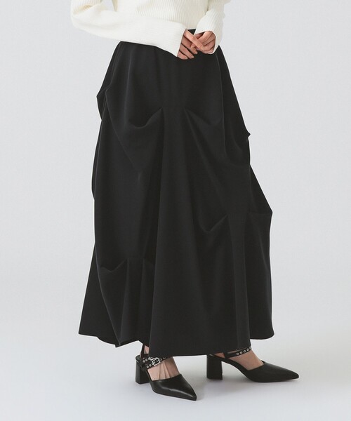 Ray BEAMS（レイビームス）の「ランダム タック ボリューム スカート（スカート・レディース・ダークブラウン/ブラック・1/0）」の16枚目の写真