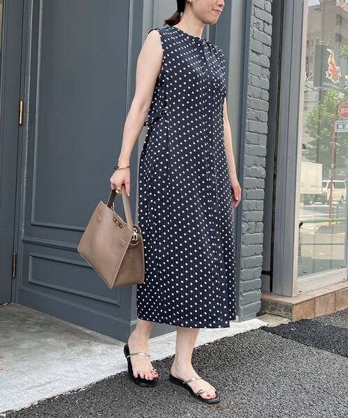 MICO COULIER（ミコクリエ）の「ドットサイドベルトワンピース（ワンピース・レディース・ベージュ系その他/ブルー系その他・38）」の3枚目の写真