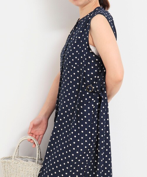 MICO COULIER（ミコクリエ）の「ドットサイドベルトワンピース（ワンピース・レディース・ベージュ系その他/ブルー系その他・38）」の13枚目の写真