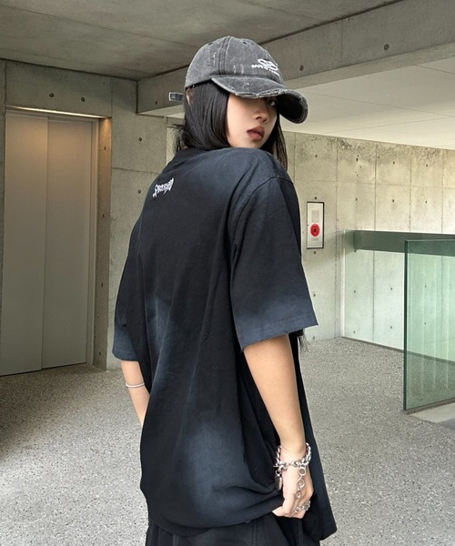 KsG（ケーエスジー）の「ドルマンレタリングTシャツ（Tシャツ/カットソー・レディース・ブラック/ベージュ・X-LARGE/LARGE/MEDIUM）」の6枚目の写真